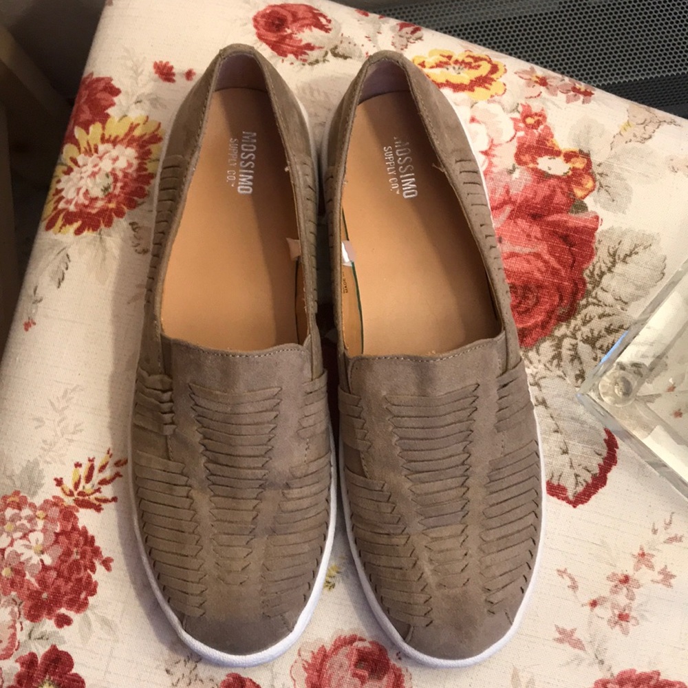 Slip on everyday shoes